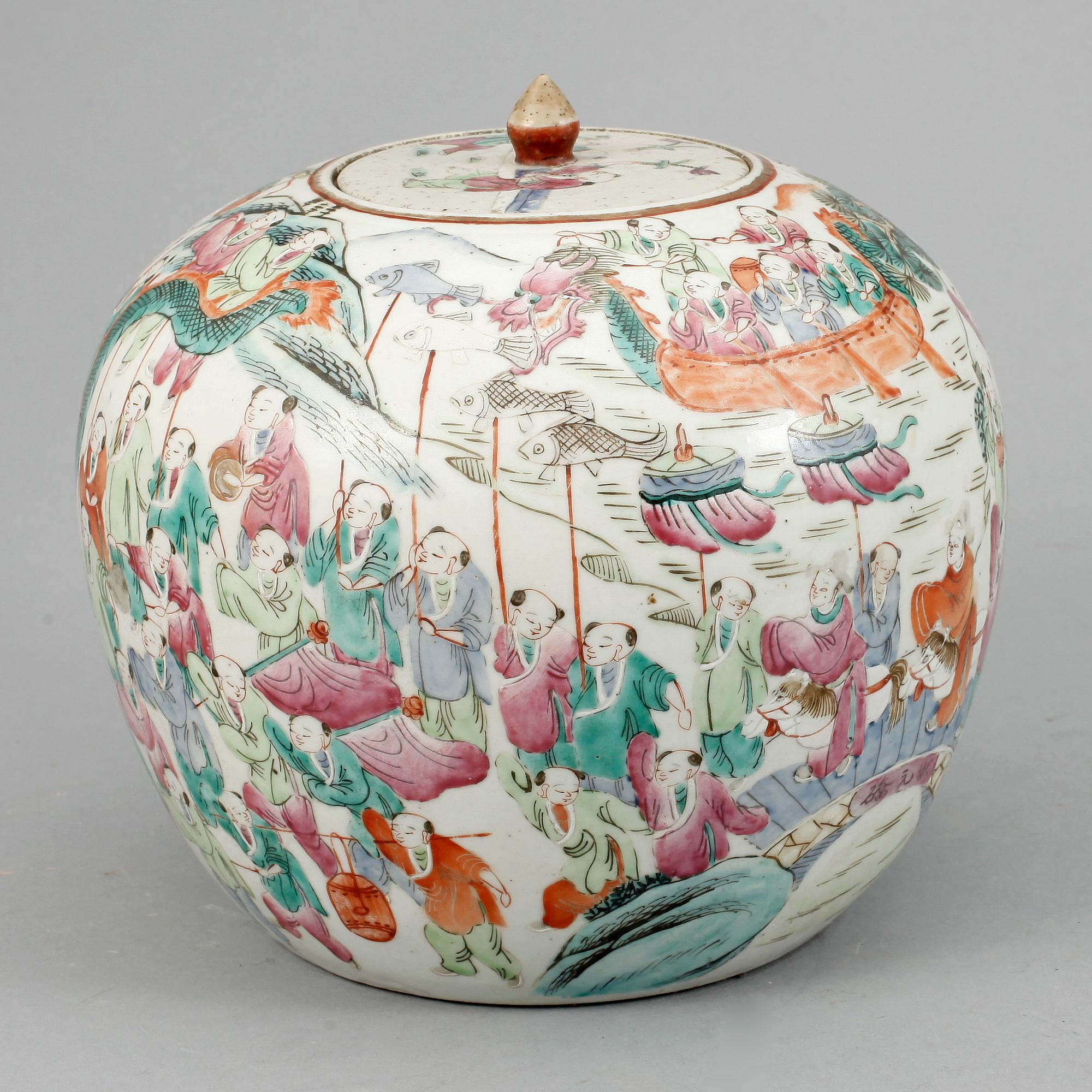 BOJAN MED LOCK, porslin, Kina 1800-tal.