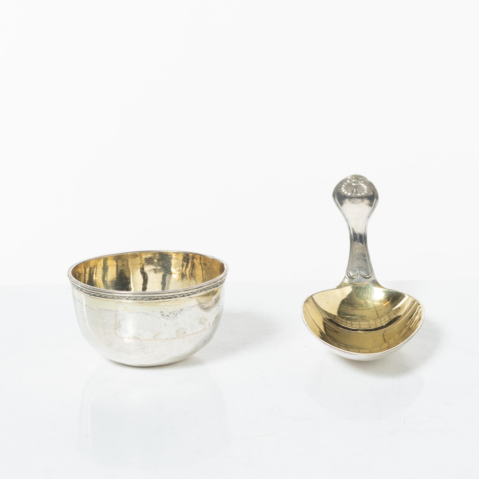 Tumlare samt medicinsked, silver, Sverige 1700-1800-tal.