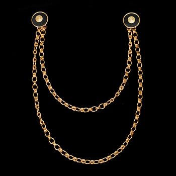 339. A brooch by Chanel.