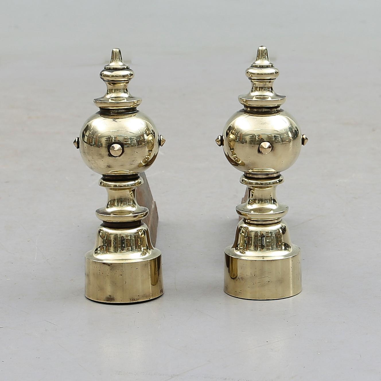 ELDHUNDAR, 1 par, mässing, 1800-tal.