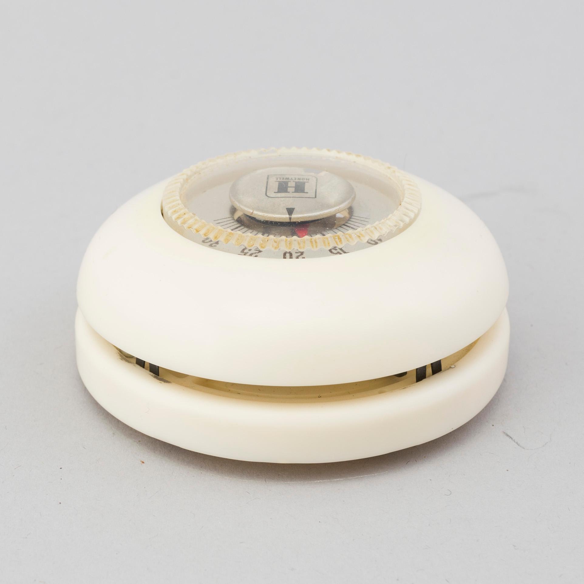 A mid 20th century thermostat, by Henry Dreyfuss, Honeywell.