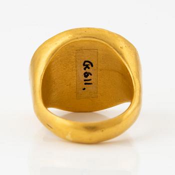 A presumably Meroitic gold signet ring, 700 BC. - 500 CE.