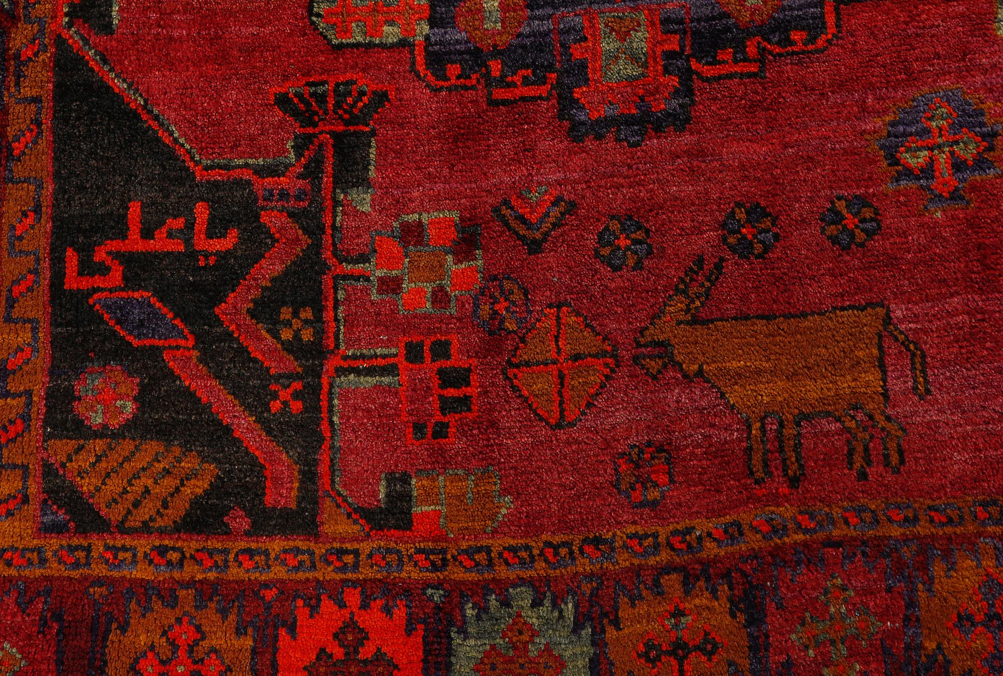 MATTA, Lorestan, 1900-talets slut, ca 325x220 cm.