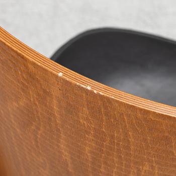 A set of 4 chairs, Calligaris, Italy, late 20th century.