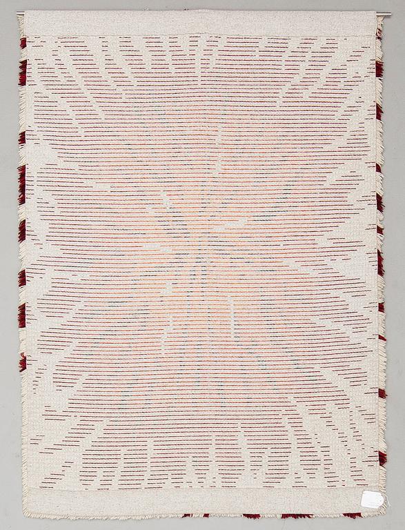 A Finnish ryijy rug designed by Tuula Saarenpää for Kuortaneen Kotikutomo. Circa 157x110 cm.