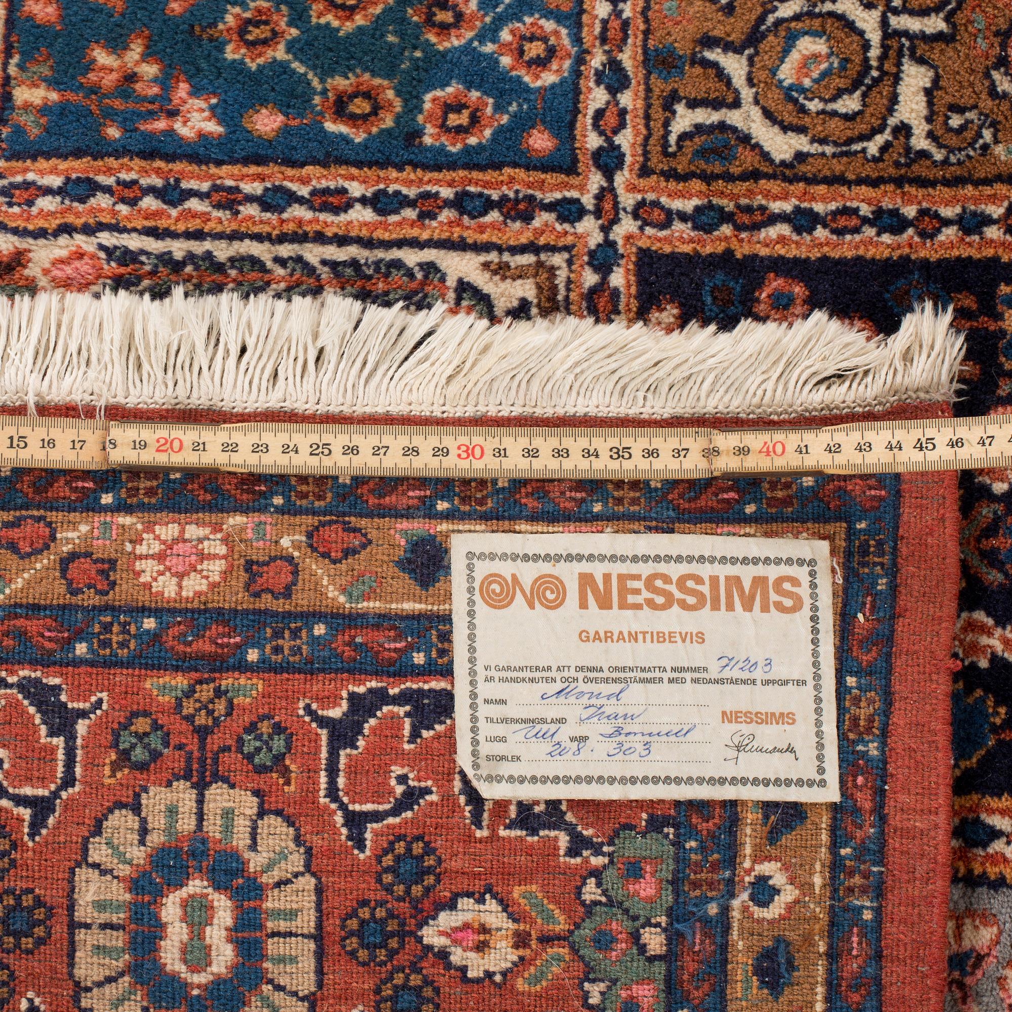 CARPET, old, Moud, circa 304 x 205 cm.