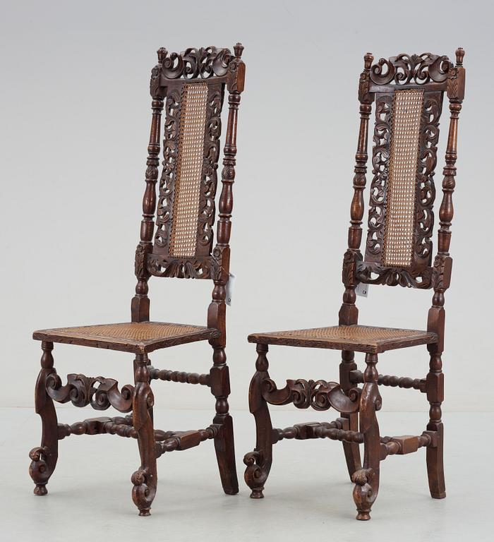 STOLAR, ett par, senbarock, 1700-tal.