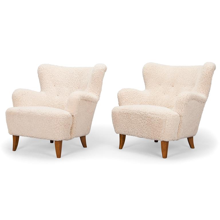 Ilmari Lappalainen, a pair of 'Laila' armchairs for Asko. Designed 1948.