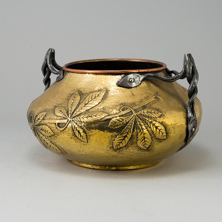 A BRASS AND IRON ART NOUVEAU FLOWER POT, early 20th century.