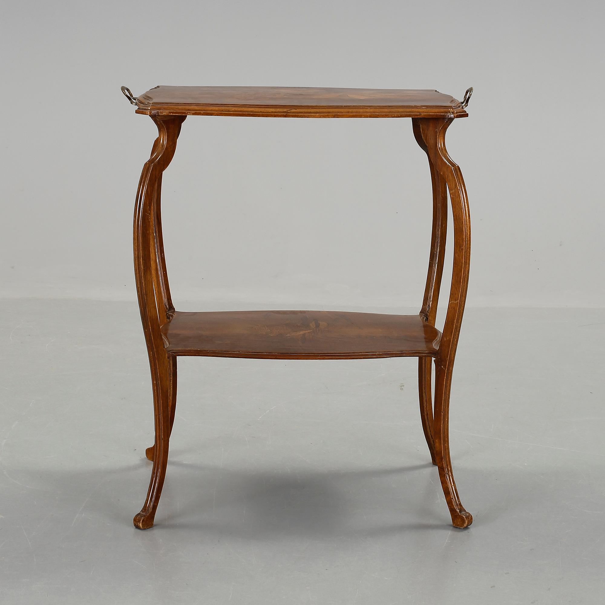 BORD, Emile Gallé. Frankrike, Art Nouveau, omkring år 1900.