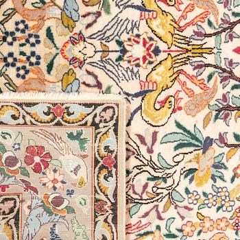 Isfahan rug, figural semi-antique, approx. 163x112 cm.