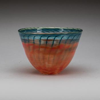 SKÅL, glas, Kosta Boda, formgiven av Kjell Engman.