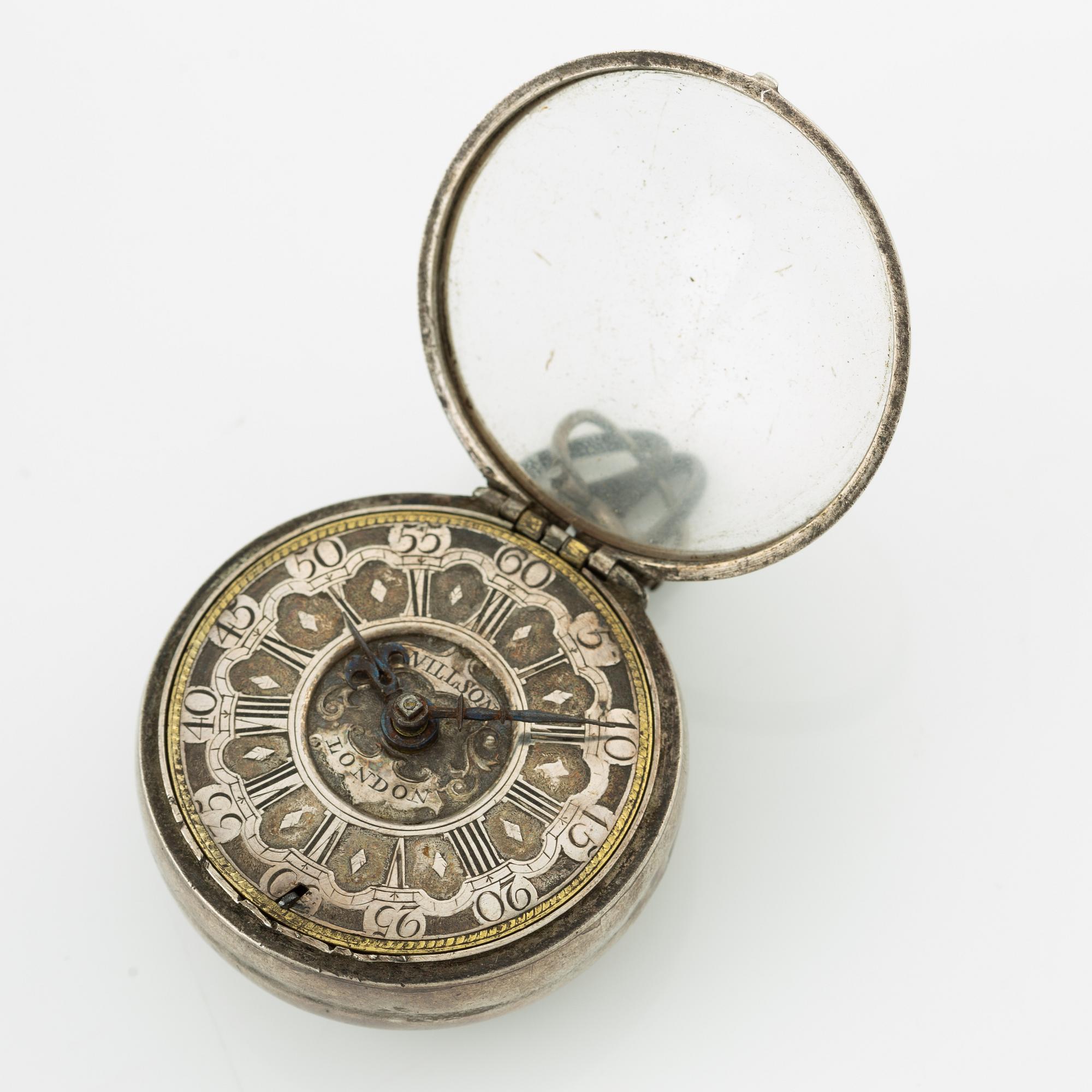A silver double case pocket watch by Thomas Wilson watchmaker in London 1659 94 Bukowskis