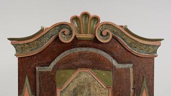 HÄNGSKÅP, allmoge. Alfta, Hälsingland, 17/1800-tal.