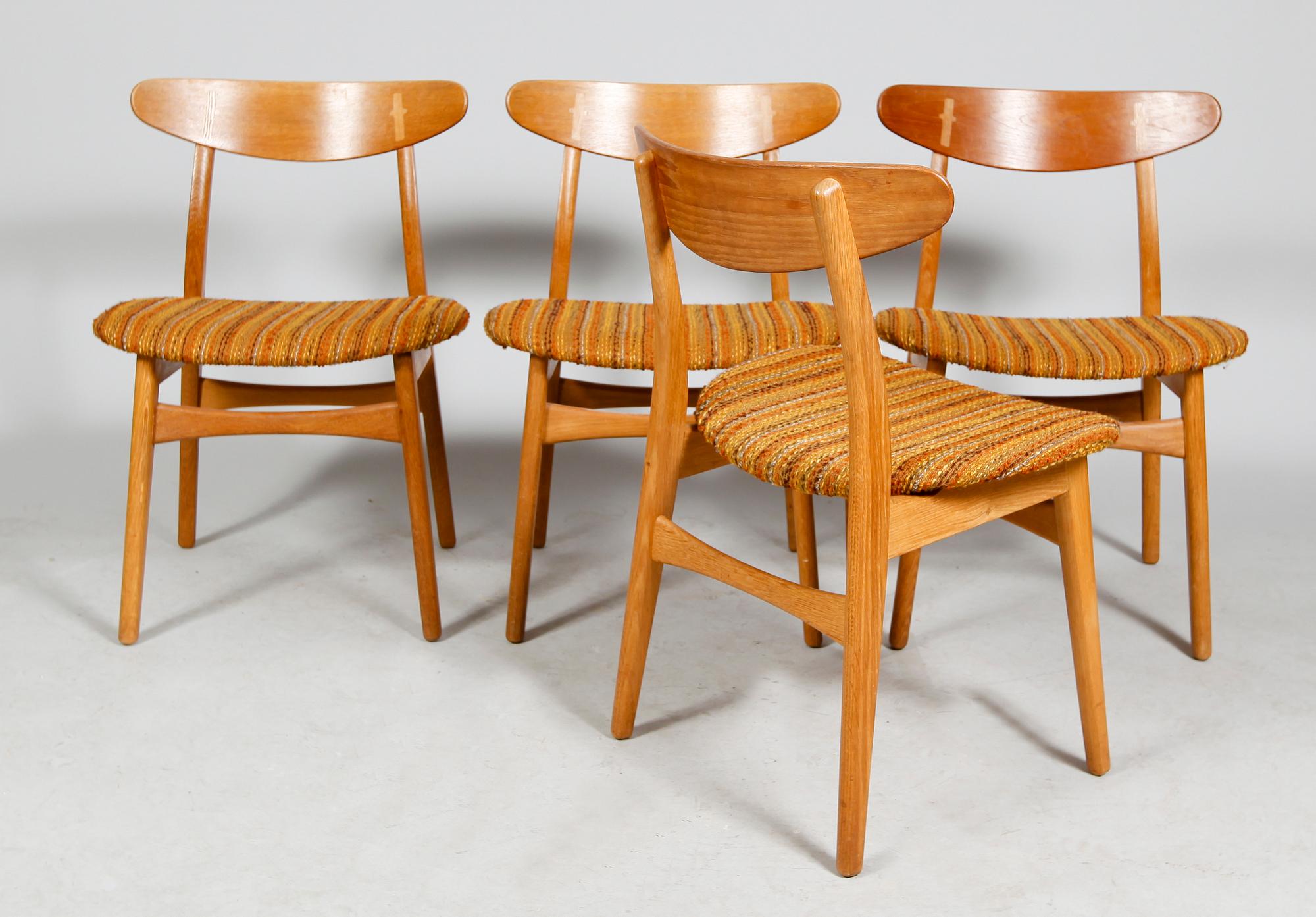 STOLAR, 4 st, "CH 30", Hans Wegner för Andreas Tuck och Carl Hansen, Danmark, 1950-/1960-tal.