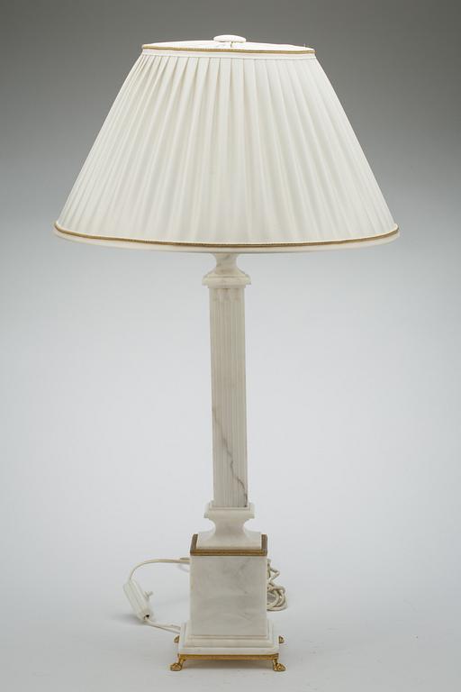 BORDSLAMPA, 1900-talets andra hälft.