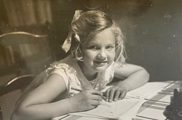 Uno Åhrén, a set of eight Swedish Grace dining chairs, 1920s.