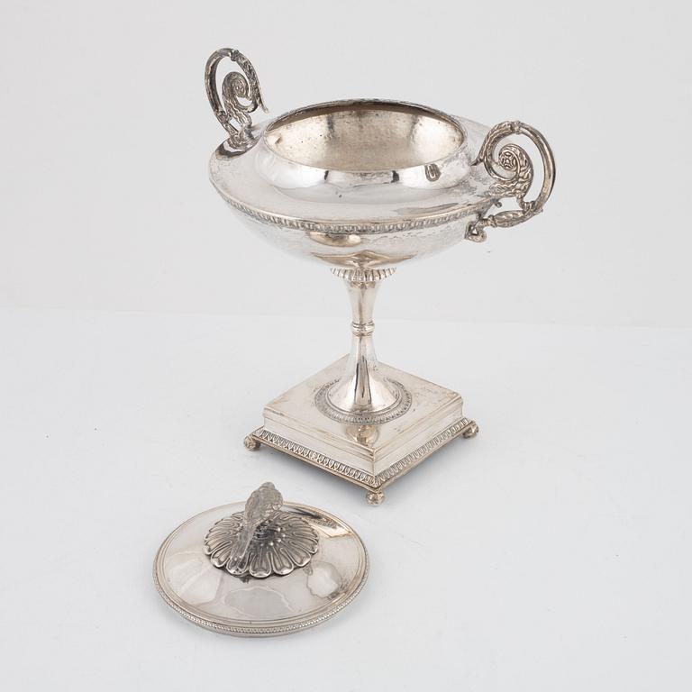 A Swedish Empire Silver Sugar Bowl, mark of Adolf Zethelius, Stockholm 1824.