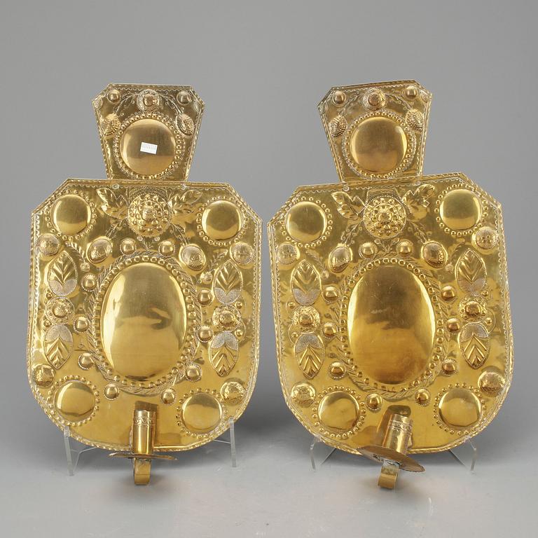 LJUSPLÅTAR, ett par, barockstil, 1800/1900-tal.