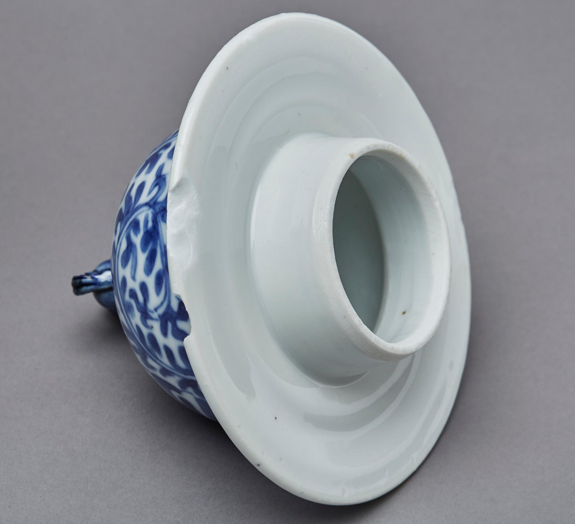 LOCKURNA, porslin, Kina, 1800/1900-tal.