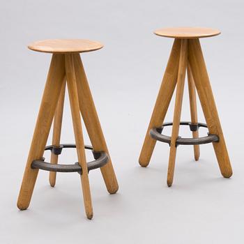 TOM DIXON, barstolar, ett par, "Slab Bar Stool" 2000-tal.