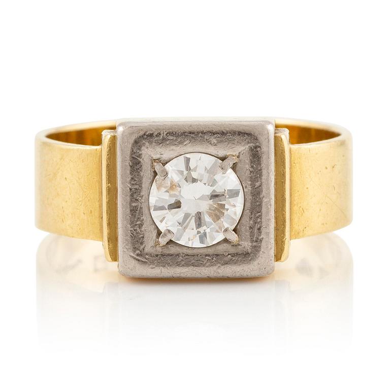 Wiwen Nilsson, Wiwen Nilsson, a ring, 18K gold with a round brilliant-cut diamond, Lund 1964.