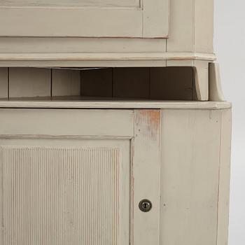 Corner cabinet, Gustavian style, 19th century.