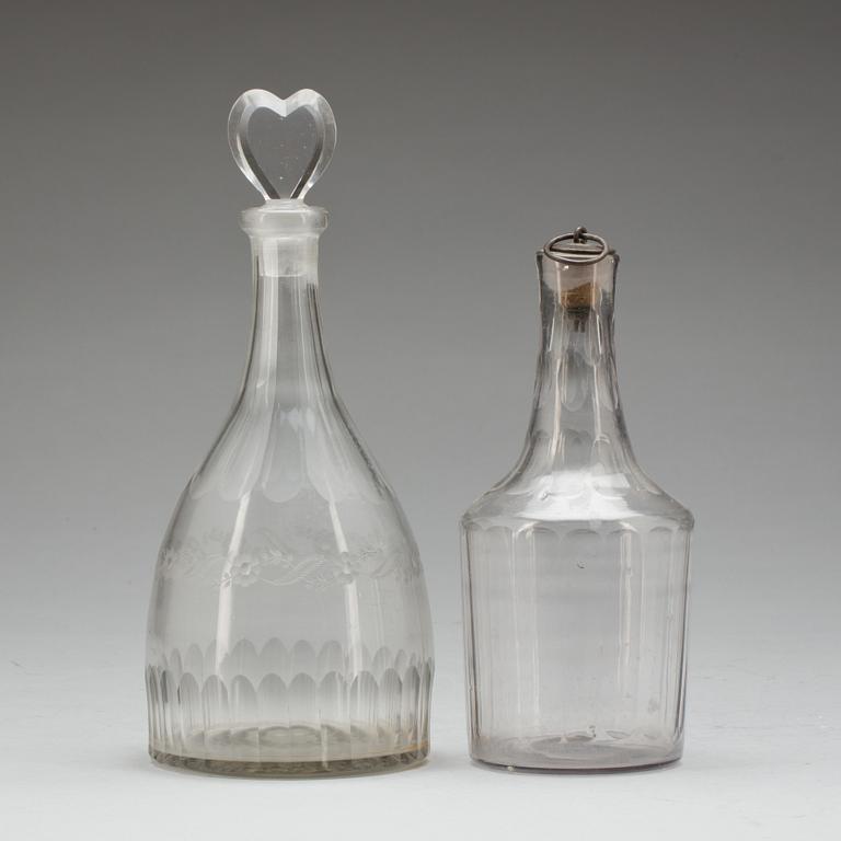 KARAFFER, 2 st, glas, 1800-talets början.