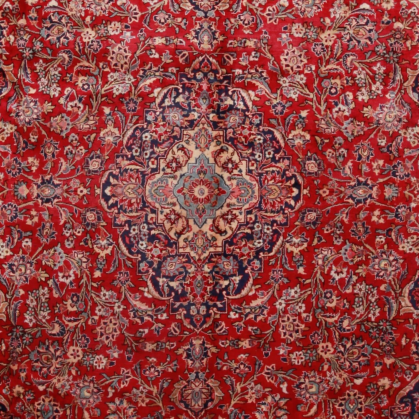 MATTA, Keshan, ca 425 x 285 cm.