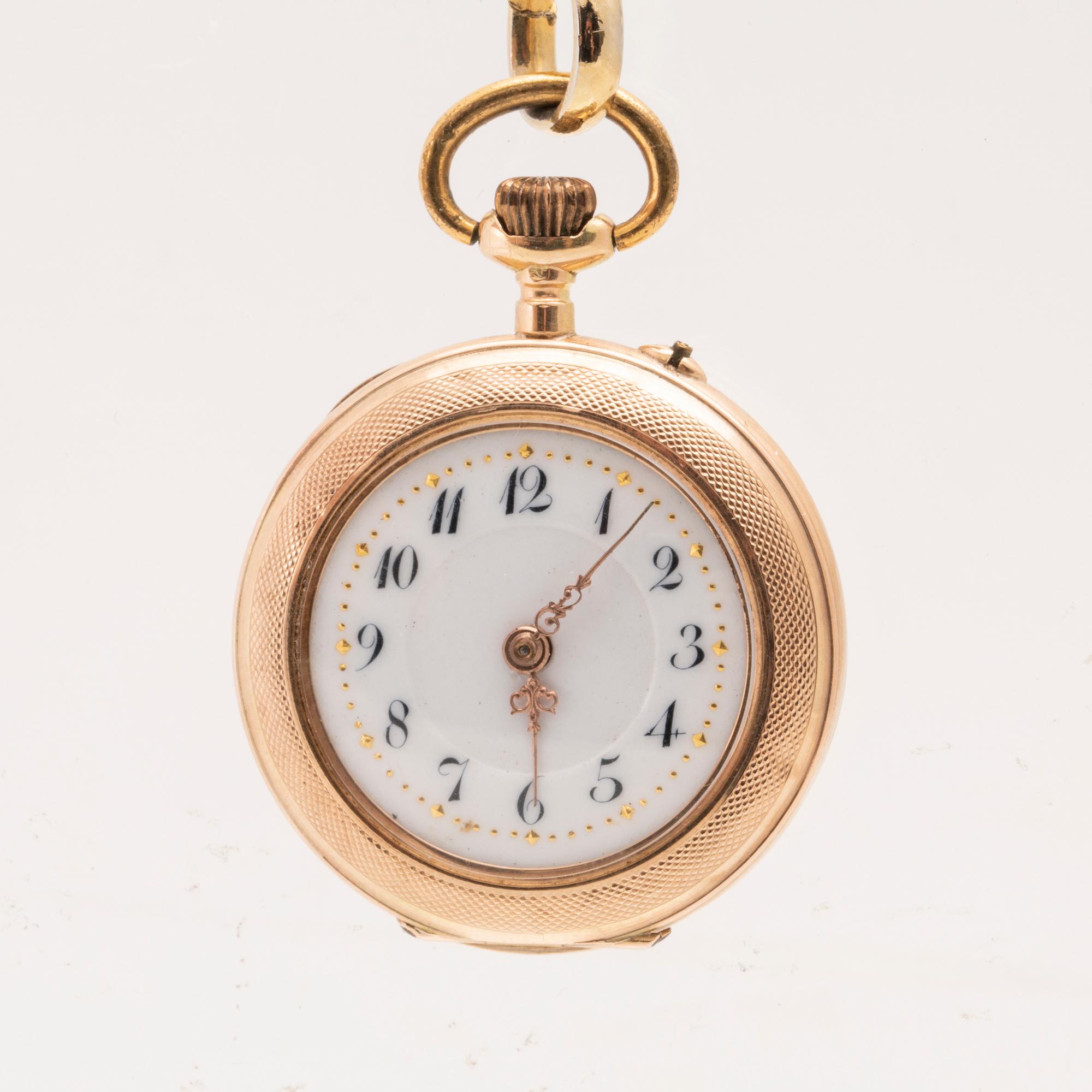 Pocket watch with chain, 28 mm.