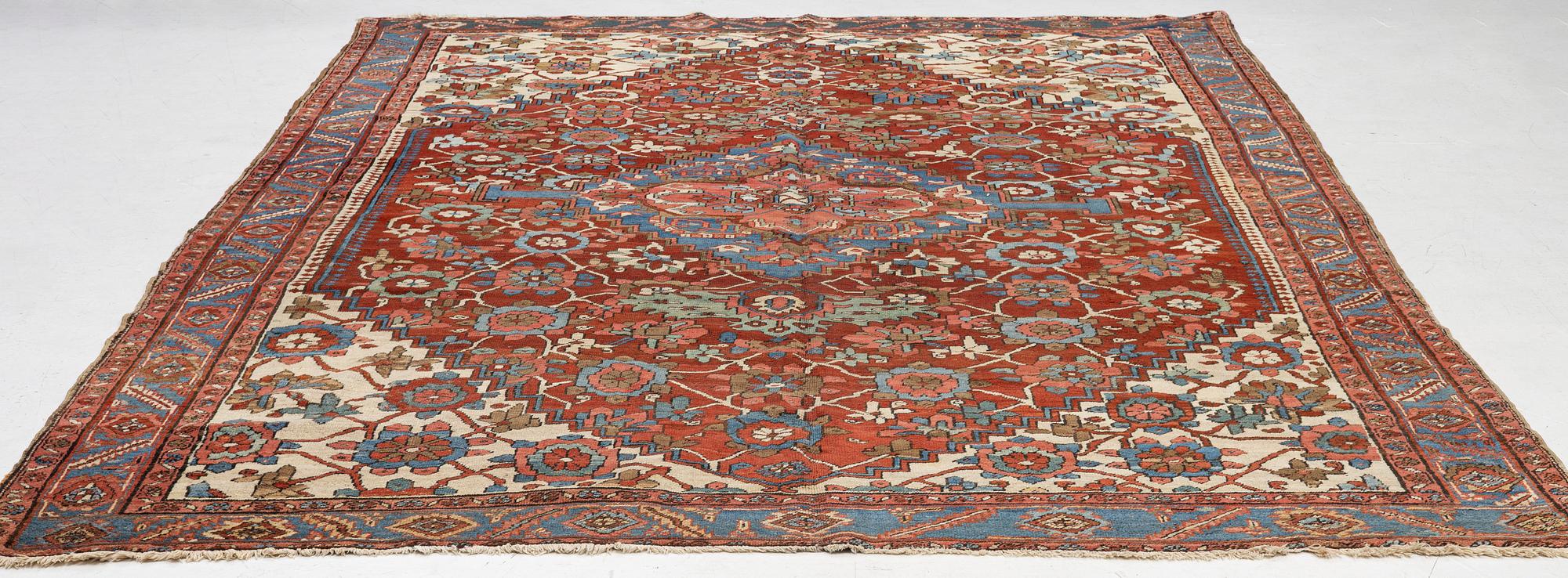 Matta, Heris, antik, 390 x 280 cm.