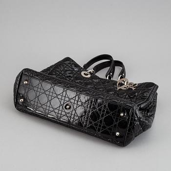 CHRISTIAN DIOR, a 'Lady Dior shopping bag'.