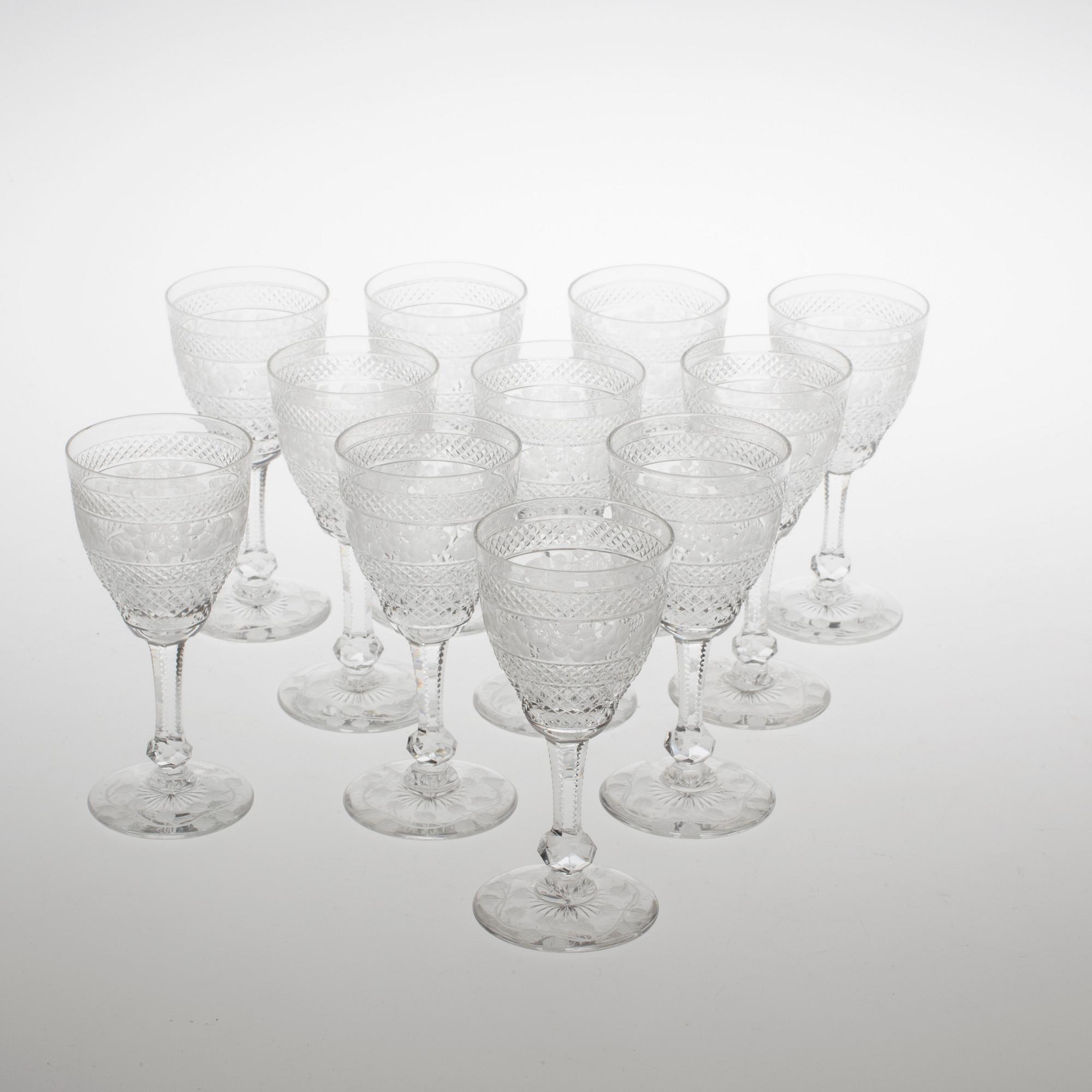 LARS KJELLANDER, Kosta, likörglas 11 st, "Tre rosor".