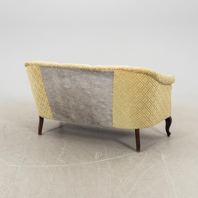 Sofa from the 1940s.