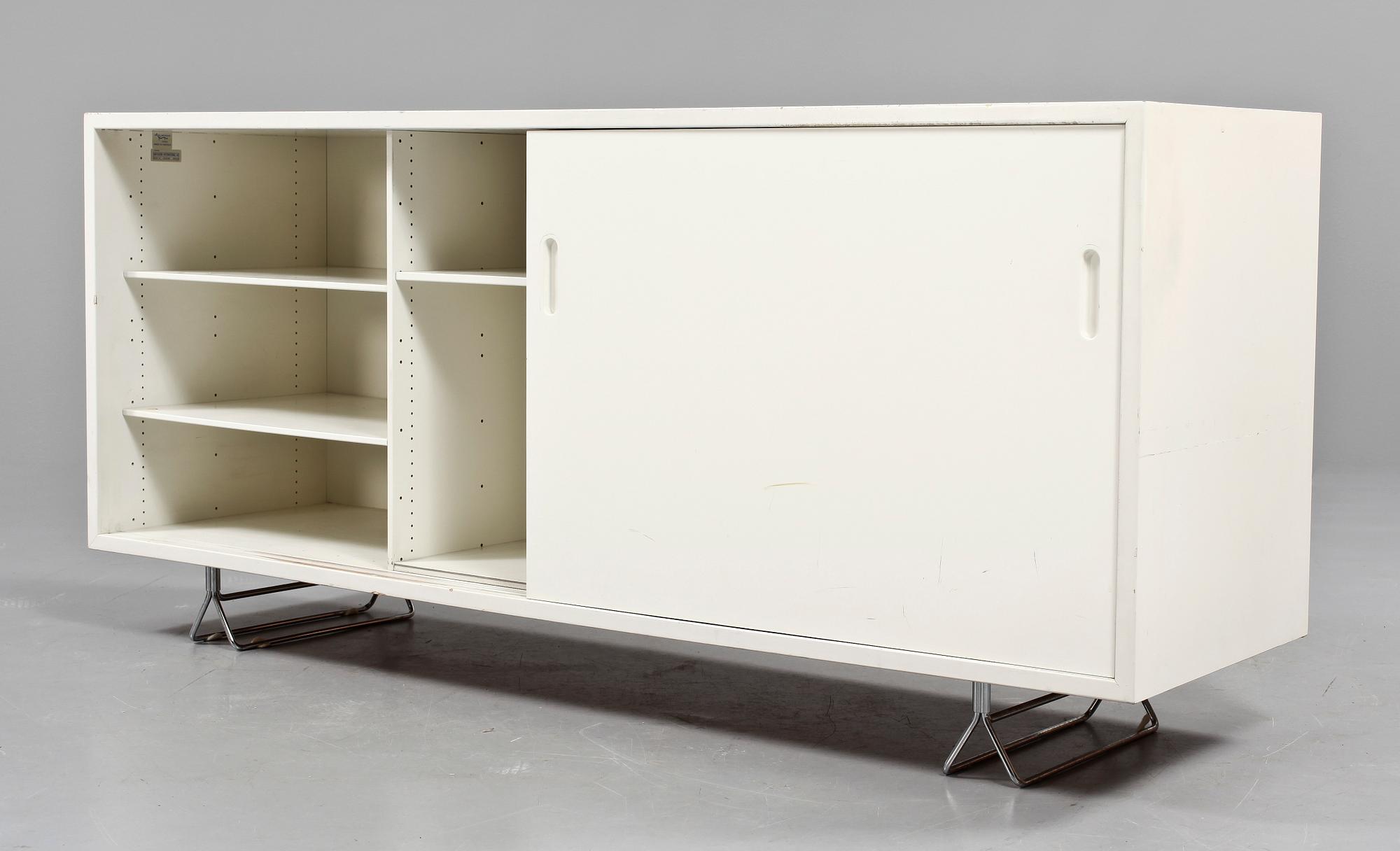 SIDEBOARD, "Mi 806", Bruno Mathsson, Mathsson International, Värnamo, 1900-tal.