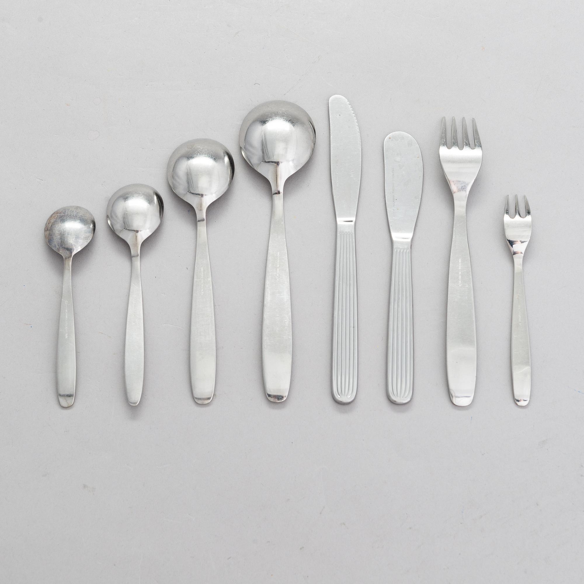 Kaj Franck, 23-piece 'Scandia' cutlery in stainless steel for Hackman Sorsakoski.