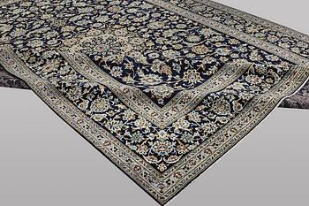 A carpet, Kashan, ca 413 x 312 cm.