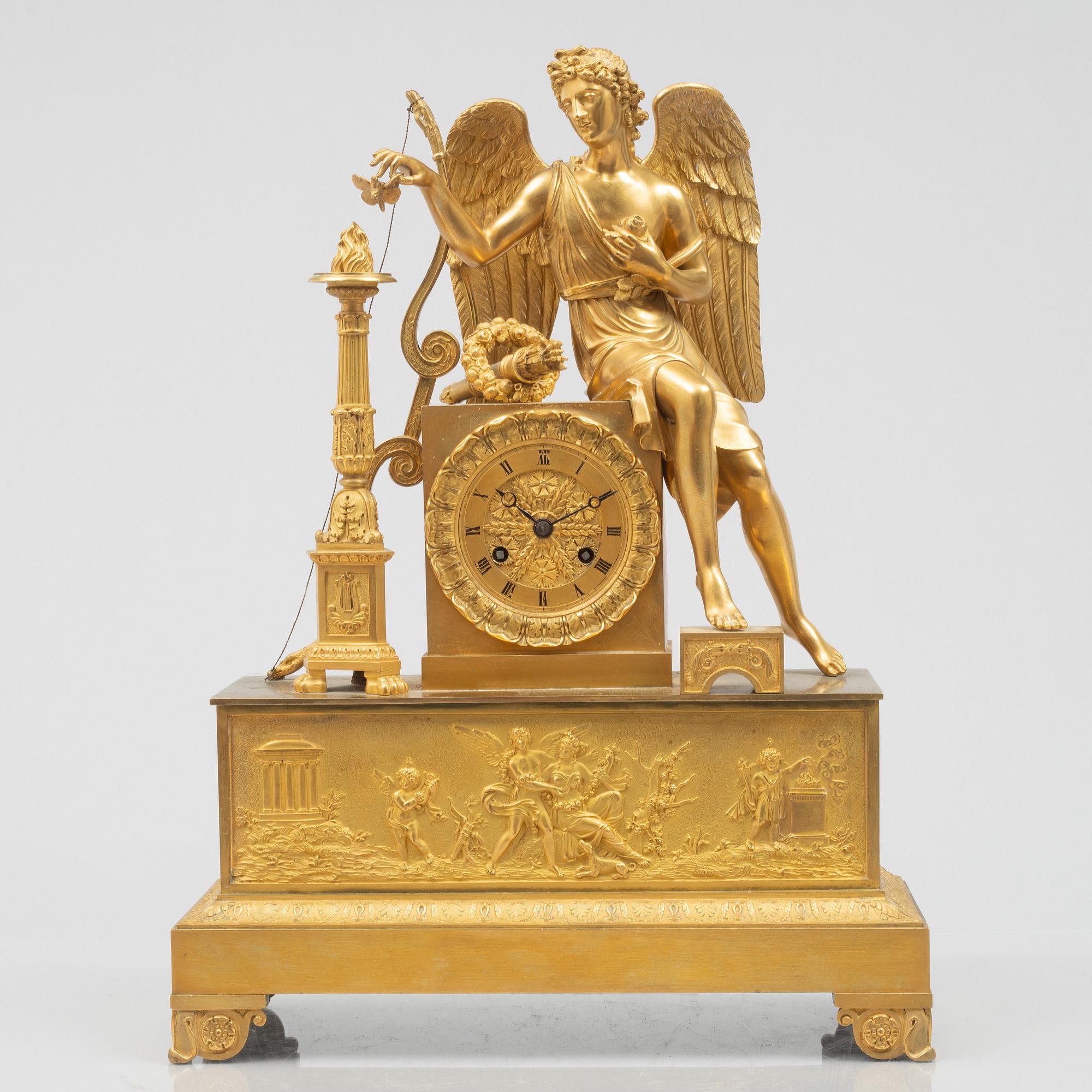 An Empire mantel clock, first half of the 19th century.