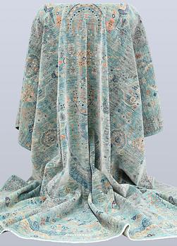 Matta, Ziegler design, s.k. "Mamluk", ca 366 x 269 cm.