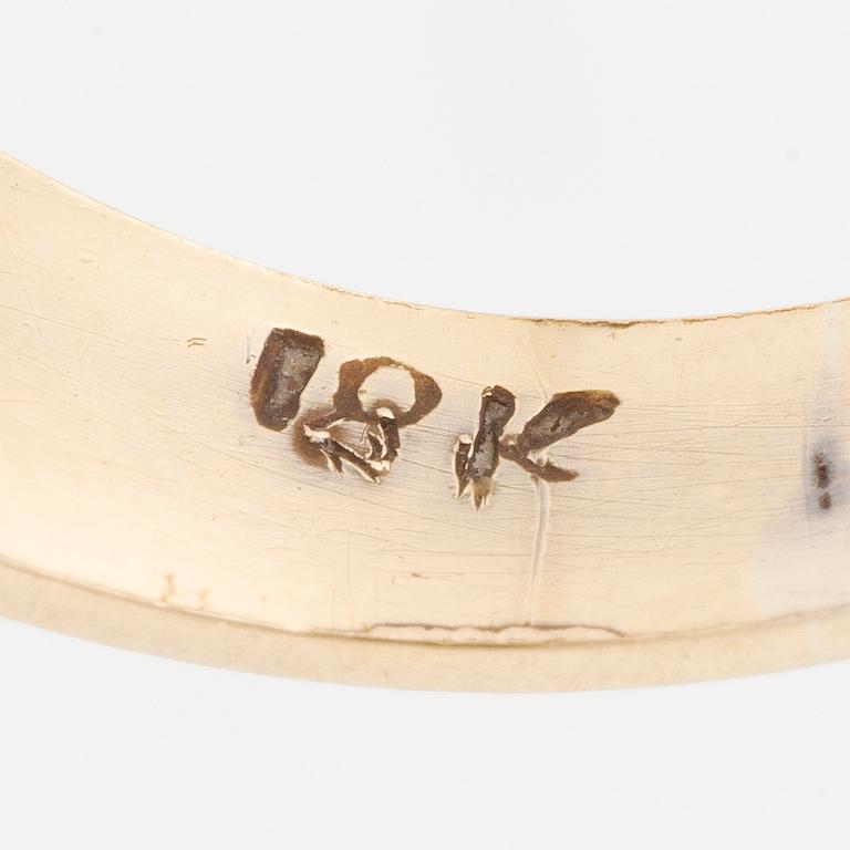 Ring, 18K guld med grön och blå emalj och briljantslipade diamanter.