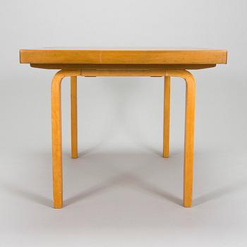 Alvar Aalto, A mid-20th Century '92' dining table for O.Y. Huonekalu-ja Rakennustyötehdas A.B.