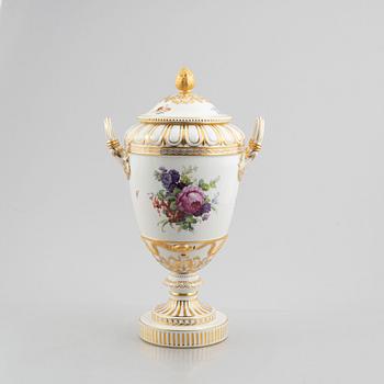 A porcelian urn with cover, KPM (Königliche Porzellan-Manufaktur Berlin), Germany, late 19th Century.