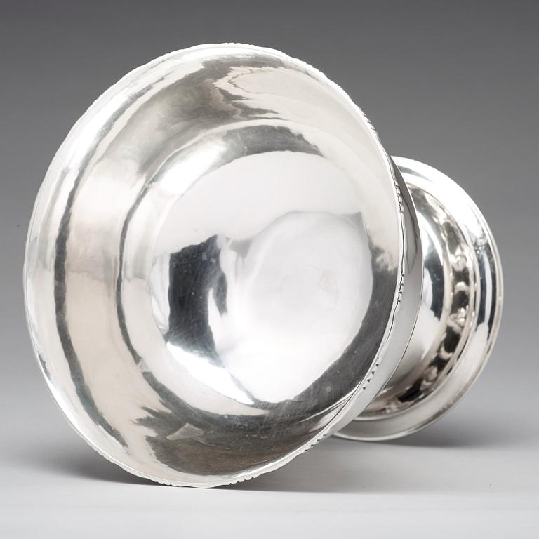 Georg Jensen, an 830/1000 silver bowl, Copenhagen 1919, nr 19, The Louvre model.