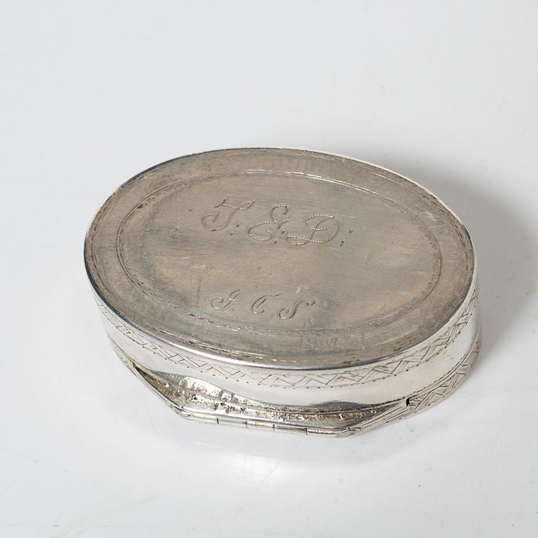 Dosor, 2 st, silver, Sverige 1786 och 1826.