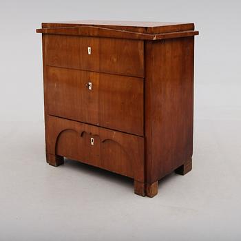 BYRÅ, empire, 1800-talets första hälft.