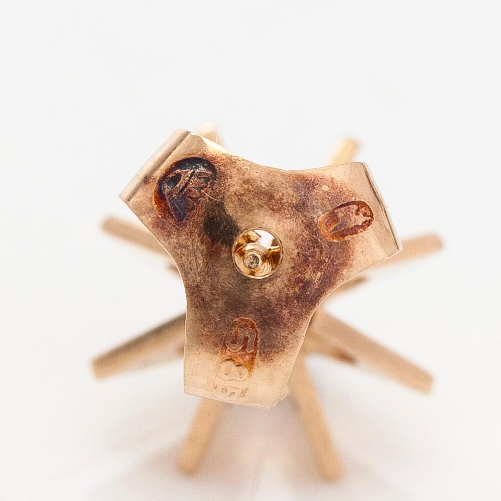 Elis Kauppi,  a pair of earrings and ring, 14K gold and diamonds. Kupittaan Kulta, Turku.