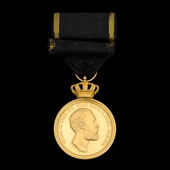 GOLD MEDAL, Oscar II, Royal society Pro patria 1904. Weight 31 gram.
