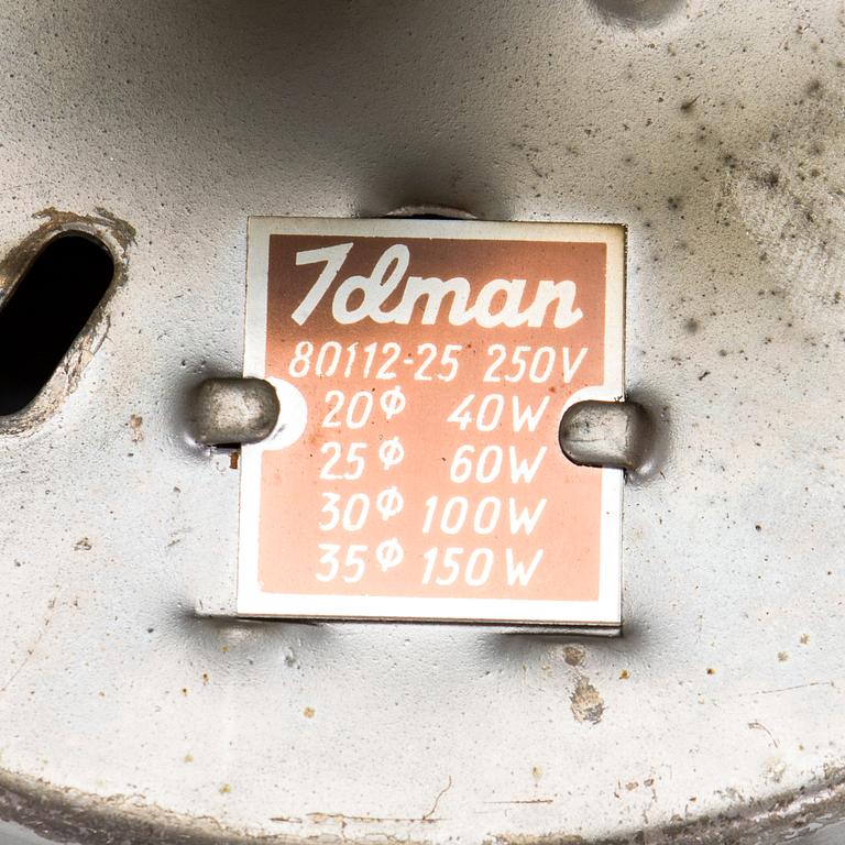 Paavo Tynell,  taklampor, ett par, 80112, Idman 1900-talets hälft.