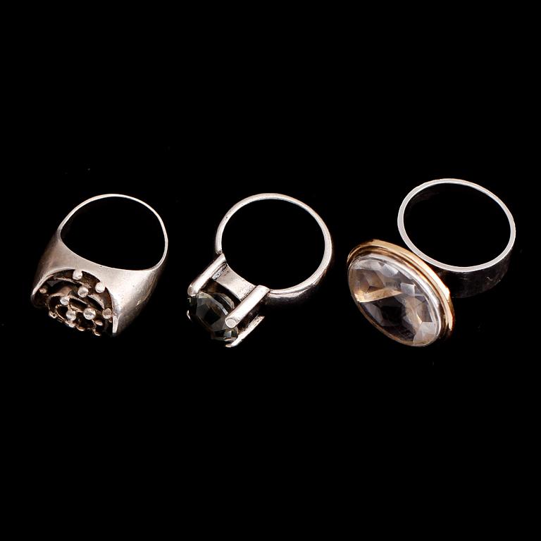 RINGAR, 3 st, silver, 1900-talets andra hälft. Total vikt ca 27 gram.