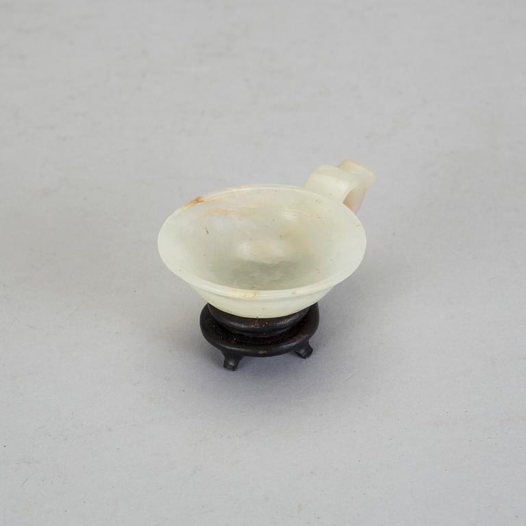 KOPP, jadeit, sen Qingdynastin, omkring 1900.